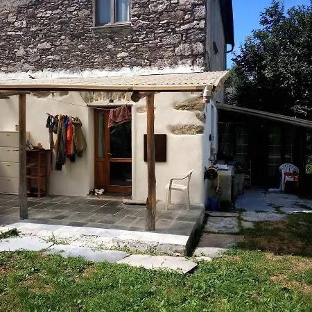 Stefano Bed & Breakfast Neirone