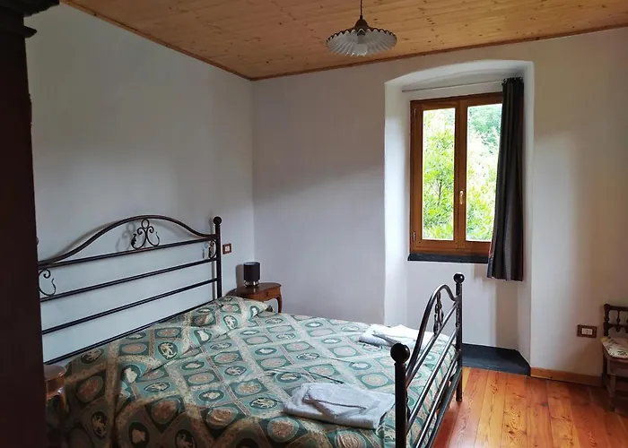 Stefano Bed & Breakfast Neirone